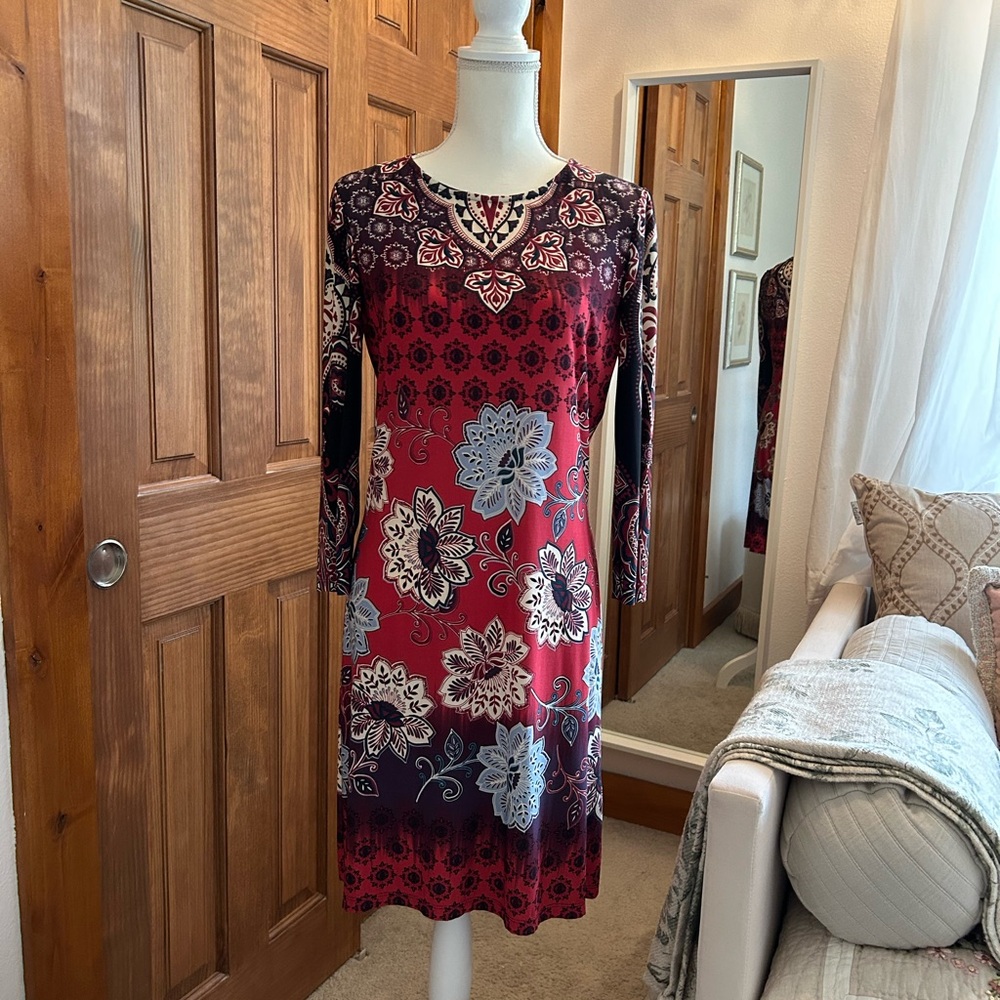 Floral 3/4 Sleeve Dress - Red and Black